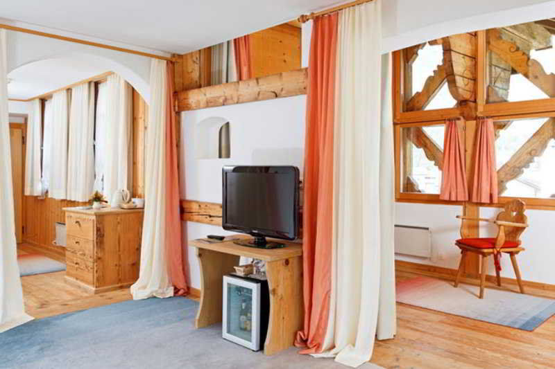 Schweizerhaus Swiss Quality Hotel Maloja Eksteriør bilde