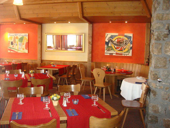 Schweizerhaus Swiss Quality Hotel Maloja Restaurant bilde